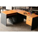L Set 101 : โต๊ะทำงานชุด L Set 140x180 ซม. ผิวท้อปเมลามีน + ข้าง PVC